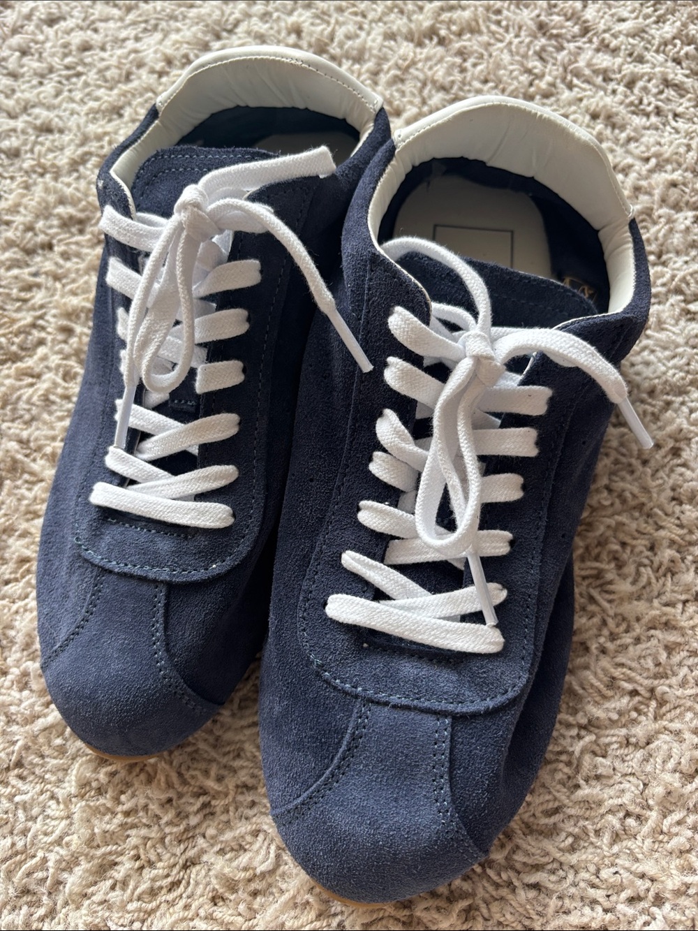 Dolce Vita Navy Serina 8.5 Suede Sneakers in Box - Like New Condition